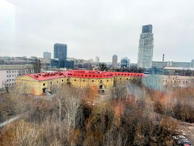 квартира за адресою Панаса Мирного вул., 28а