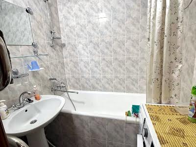 квартира по адресу Миколы Бажана просп., 9