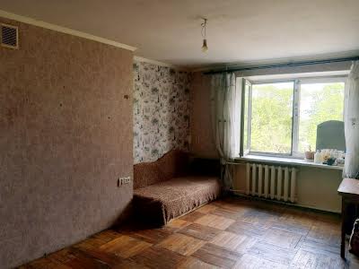 кімната за адресою Жоліо Кюрі вул., 20