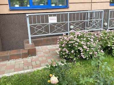 квартира за адресою Авіаконструктора Ігоря Сікорського вул. (Танкова), 1-А