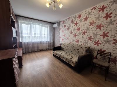 квартира за адресою Олега Мудрака вул. (Генерала Наумова), 33