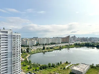 квартира по адресу Ревуцкого ул., 40-Б