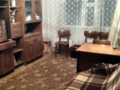 квартира за адресою Каштанова вул., 13в