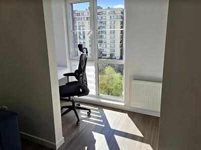 квартира за адресою Михайла Максимовича вул. (Онуфрія Трутенка), 28Е