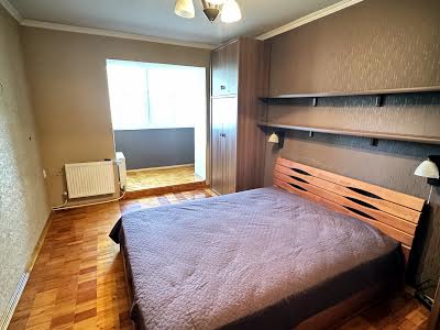 квартира по адресу Героїв Десантників ул., 9