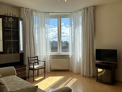 квартира по адресу Осенняя ул., 33