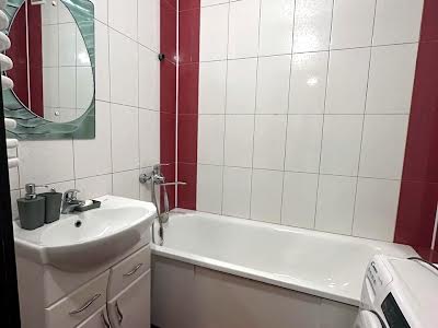 квартира за адресою Юліана Целевича вул., 36