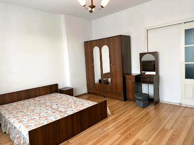квартира по адресу Прохоровская ул., 33