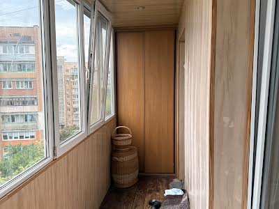 квартира по адресу Днепровская ул., 9