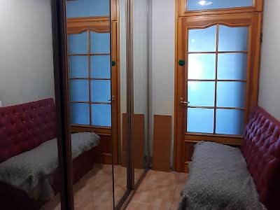 квартира за адресою Срібнокільська вул., 20