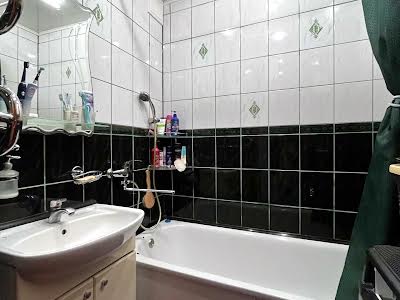 квартира за адресою Кривий Ріг, Ньютона вул., 34