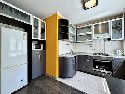 квартира по адресу Леся Курбаса просп., 9