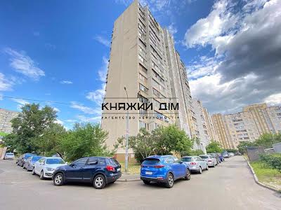 квартира за адресою Лариси Руденко вул., 13