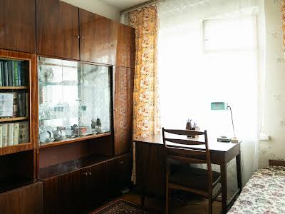 квартира по адресу Ореста Левицкого ул. (Академіка Курчатова), 8