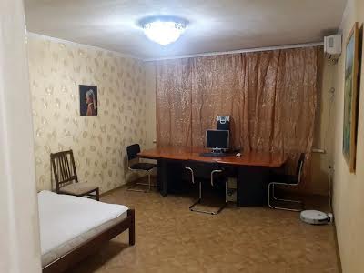 квартира по адресу Леси Украинки просп. (Пушкина), 75