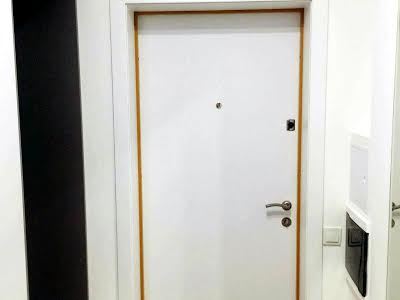 квартира за адресою Зарічна вул., 6