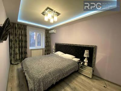 квартира за адресою Лесі Українки бульв., 10-А