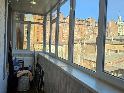 квартира за адресою Кооперативна вул., 5