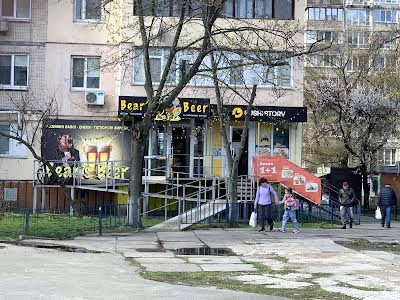 комерційна за адресою Оболонський просп., 3