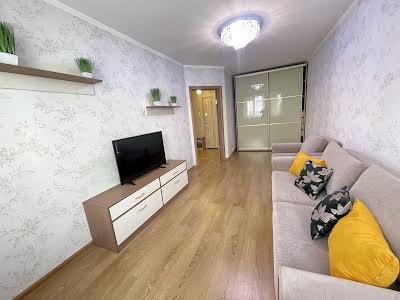 квартира за адресою Миру вул., 40