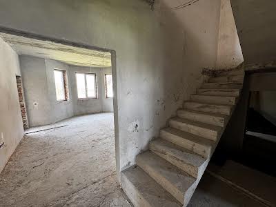 будинок за адресою Злуки