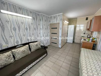 квартира за адресою Сім'ї Кульженків вул. (Петра Дегтяренка), 31-А