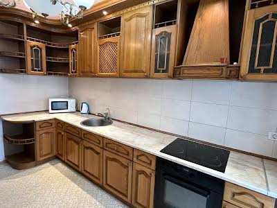квартира по адресу Леси Украинки бульв., 21-А