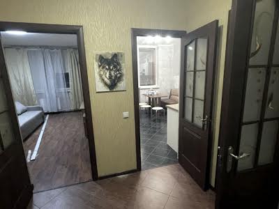 квартира за адресою Єлизавети Чавдар вул., 11