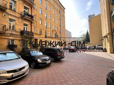 квартира по адресу Ивана Франко ул., 15