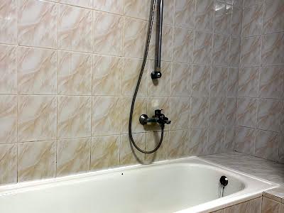 квартира за адресою Боголюбова вул., 4