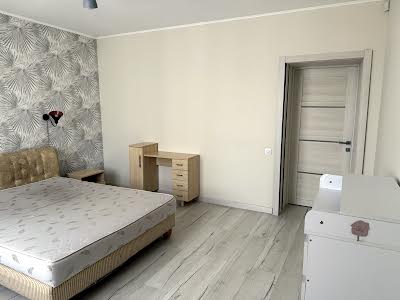 квартира за адресою Олекси Тихого пров., 4 к1