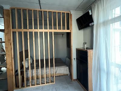 квартира за адресою Героїв Крут вул., 8