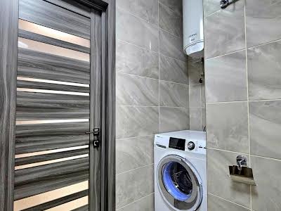 квартира за адресою Олеся Бердника вул., 1-В