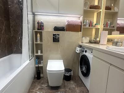 квартира за адресою Залізнична вул., 9