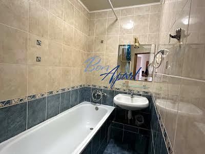 квартира за адресою Драгоманова вул., 1-Б