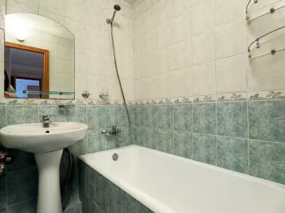 квартира за адресою Полярна вул., 5
