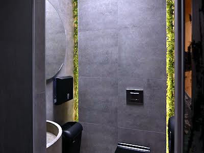 комерційна за адресою Київська вул., 77