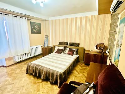 квартира за адресою Київ, Ентузіастів вул., 7