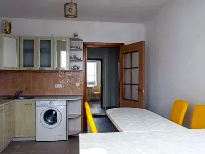 квартира по адресу Драгоманова ул., 1-Г