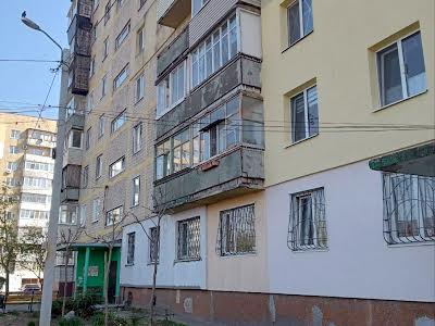 квартира за адресою Софії Ковалевської вул., 73