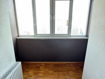 квартира по адресу Героїв Десантників ул., 9
