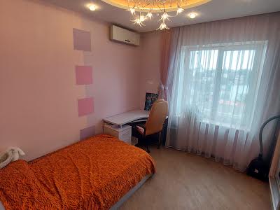 квартира за адресою Ковальська вул. (Скороходова), 92