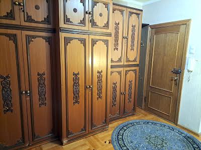 квартира за адресою Свободи просп., 3-Б