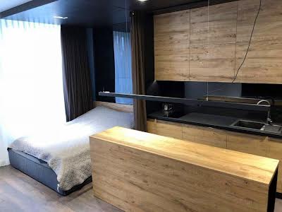 квартира за адресою Регенераторна вул., 4