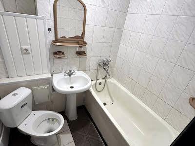 квартира за адресою кучеренка, 5