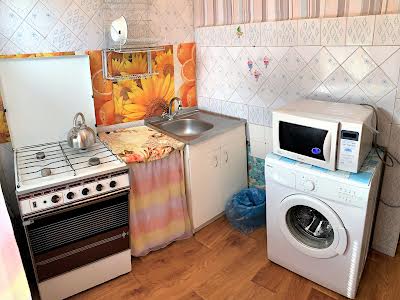 квартира по адресу Строителей ул., 12-А