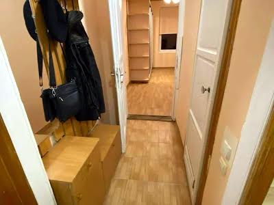 квартира за адресою Шептицьких вул., 29