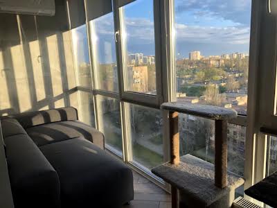 квартира по адресу Маршала Малиновского ул., 18/1