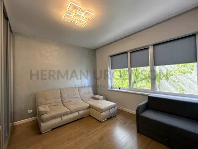 квартира за адресою Собранецька вул., 150
