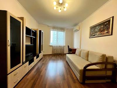 квартира за адресою Берестейський просп. (Перемоги), 121б